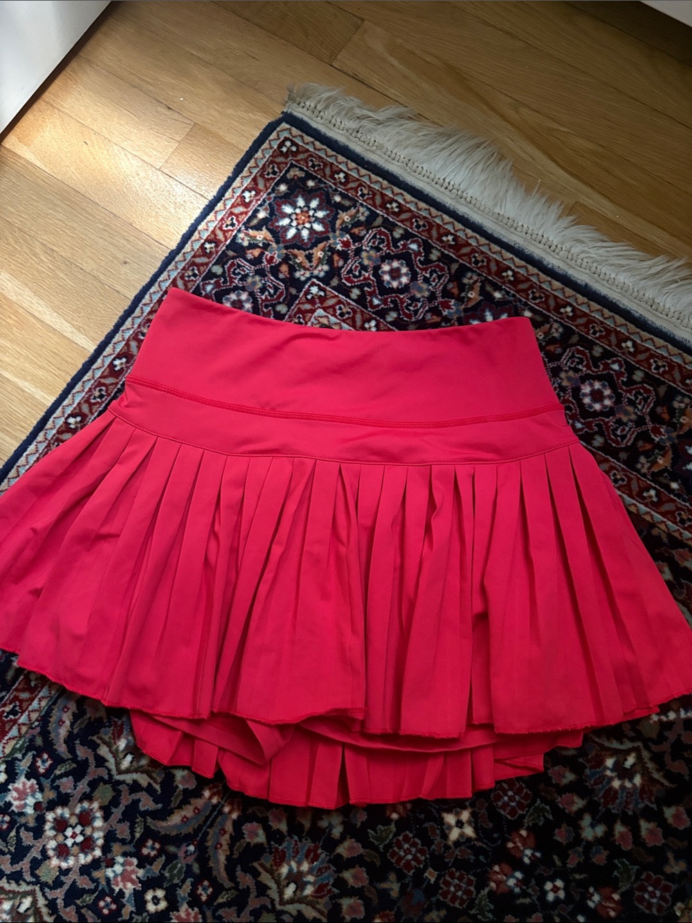 GOLDHINGE Women's Pleated Red Skirt - TENNIS SKIRT